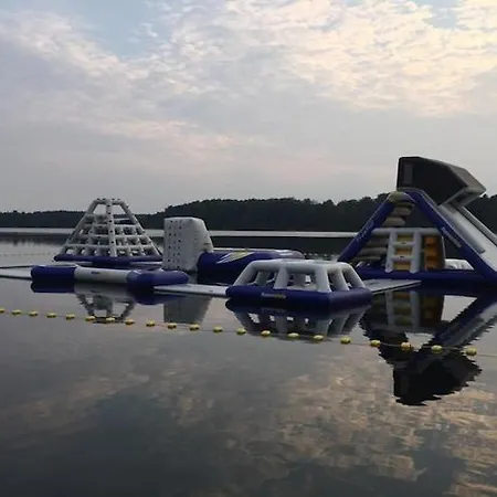 Hébergement de vacances Holiday Homes With A Lake View *
